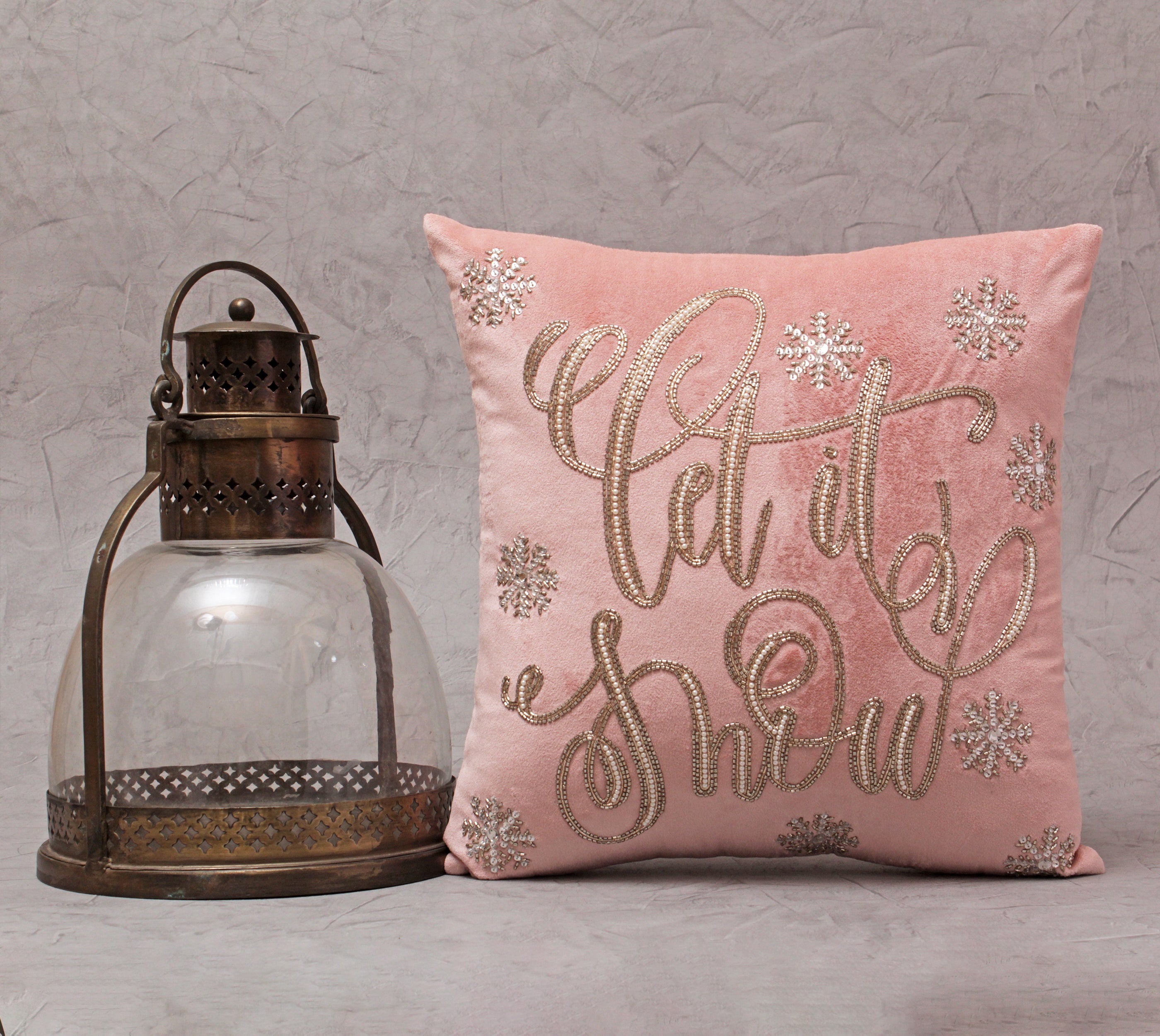 CHRISTMAS Pink Velvet Cushion Cover