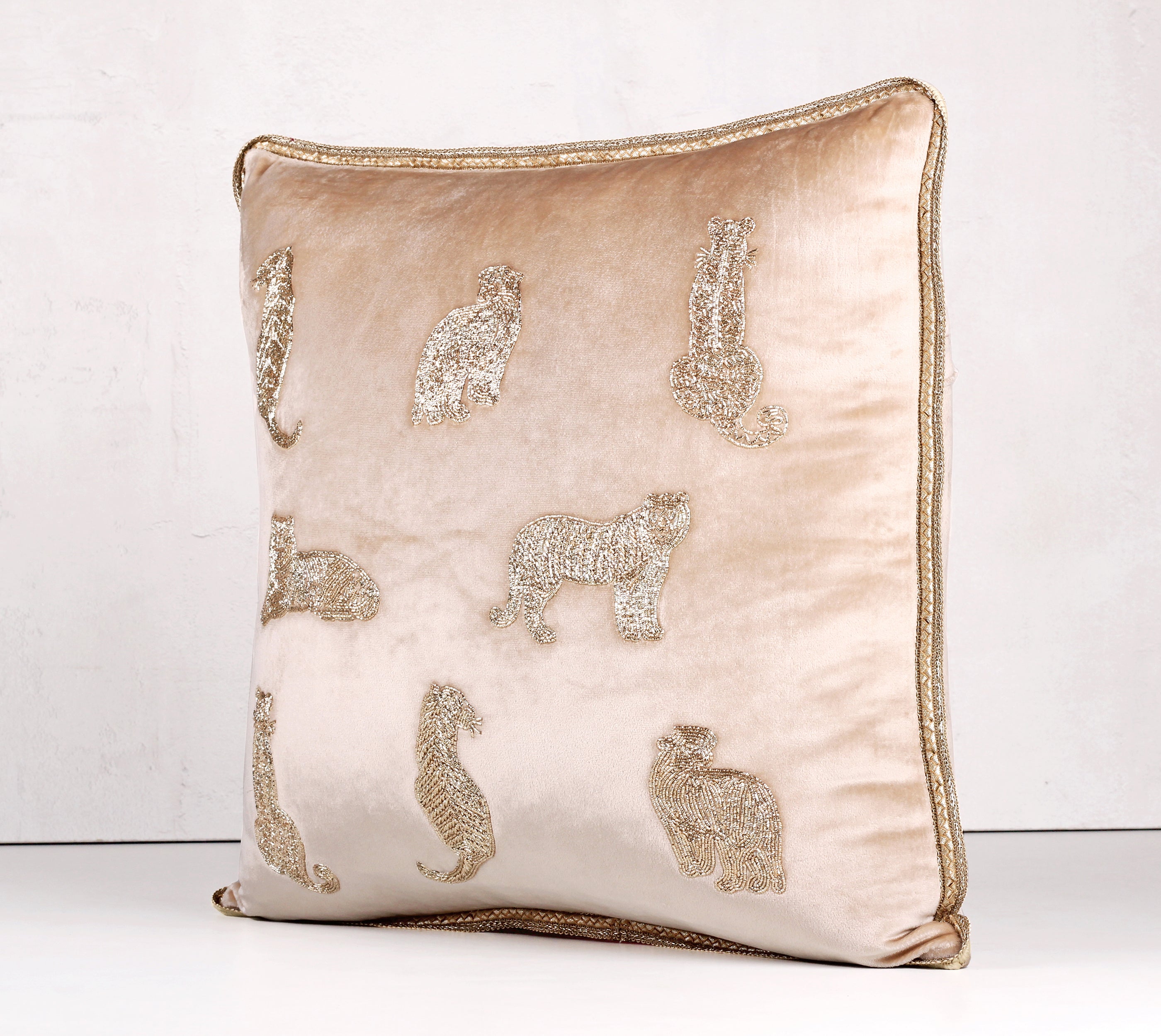 NARGIS Ecru Cream Cushion Cover