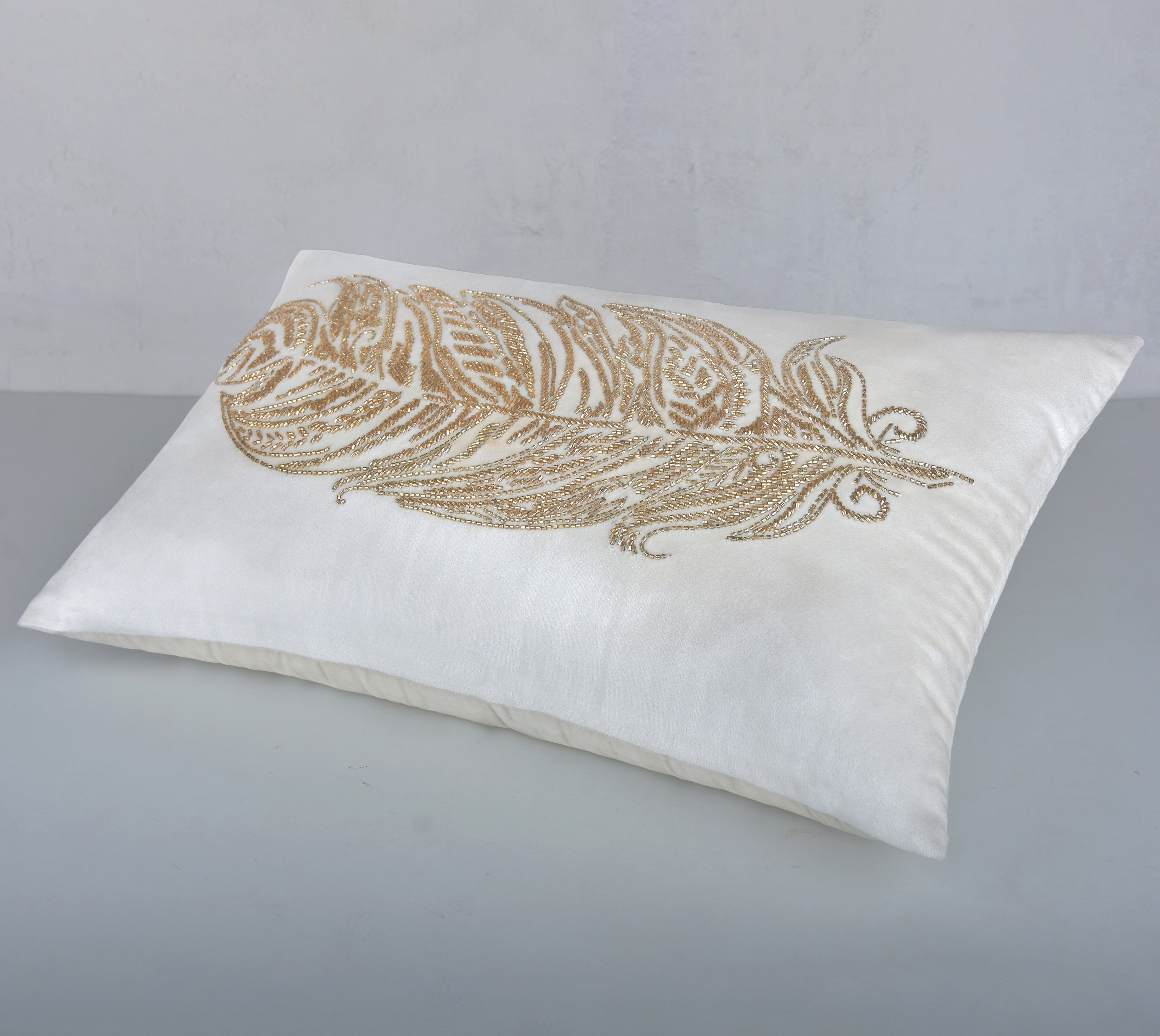 ORION Off white Velvet Cushion Cover