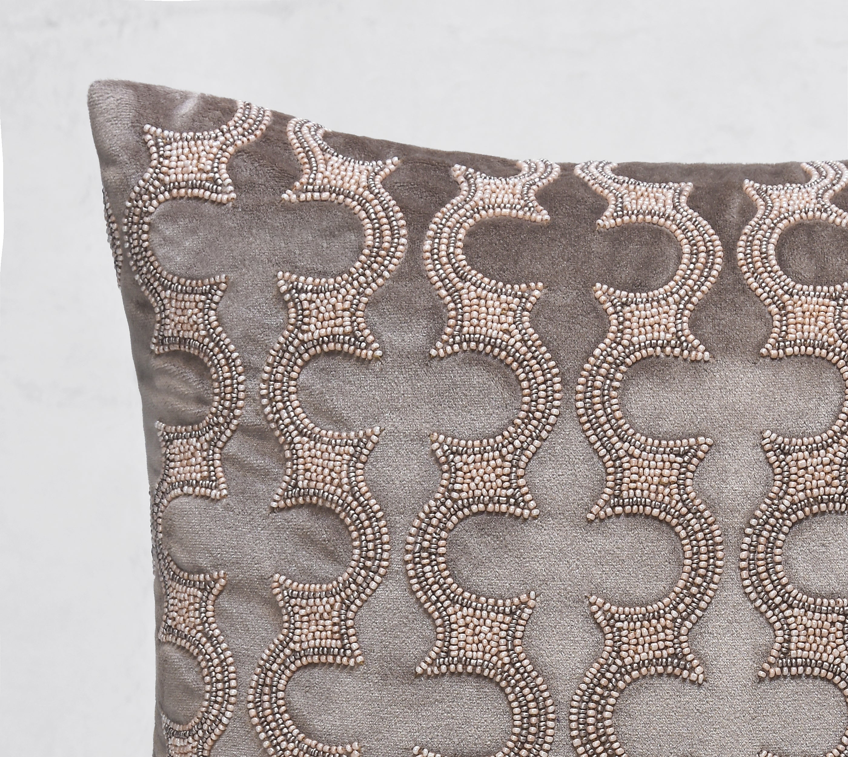 IRIS Grey Velvet Cushion Cover