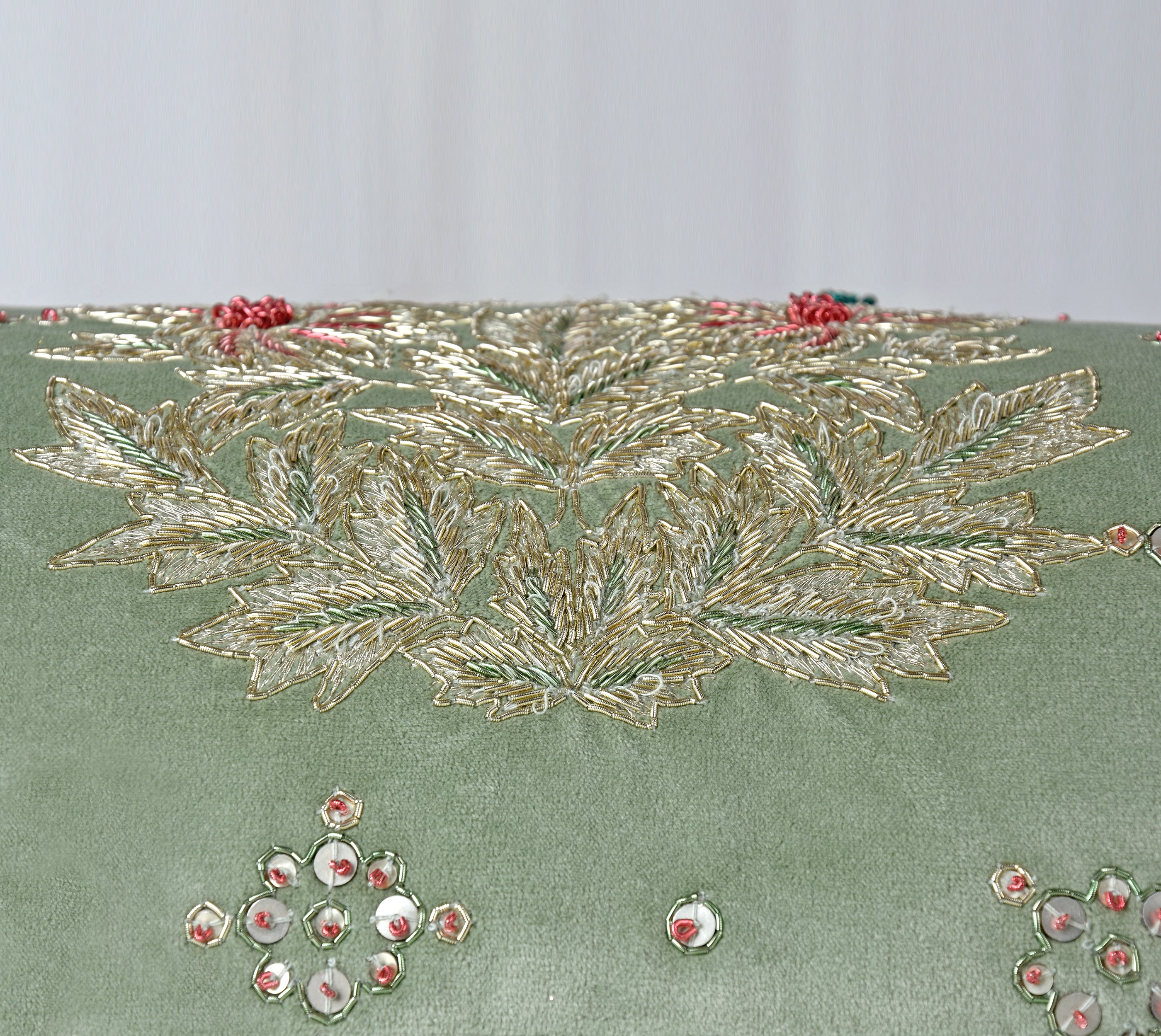 HERITAGE Soft Geern Velvet Cushion Cover
