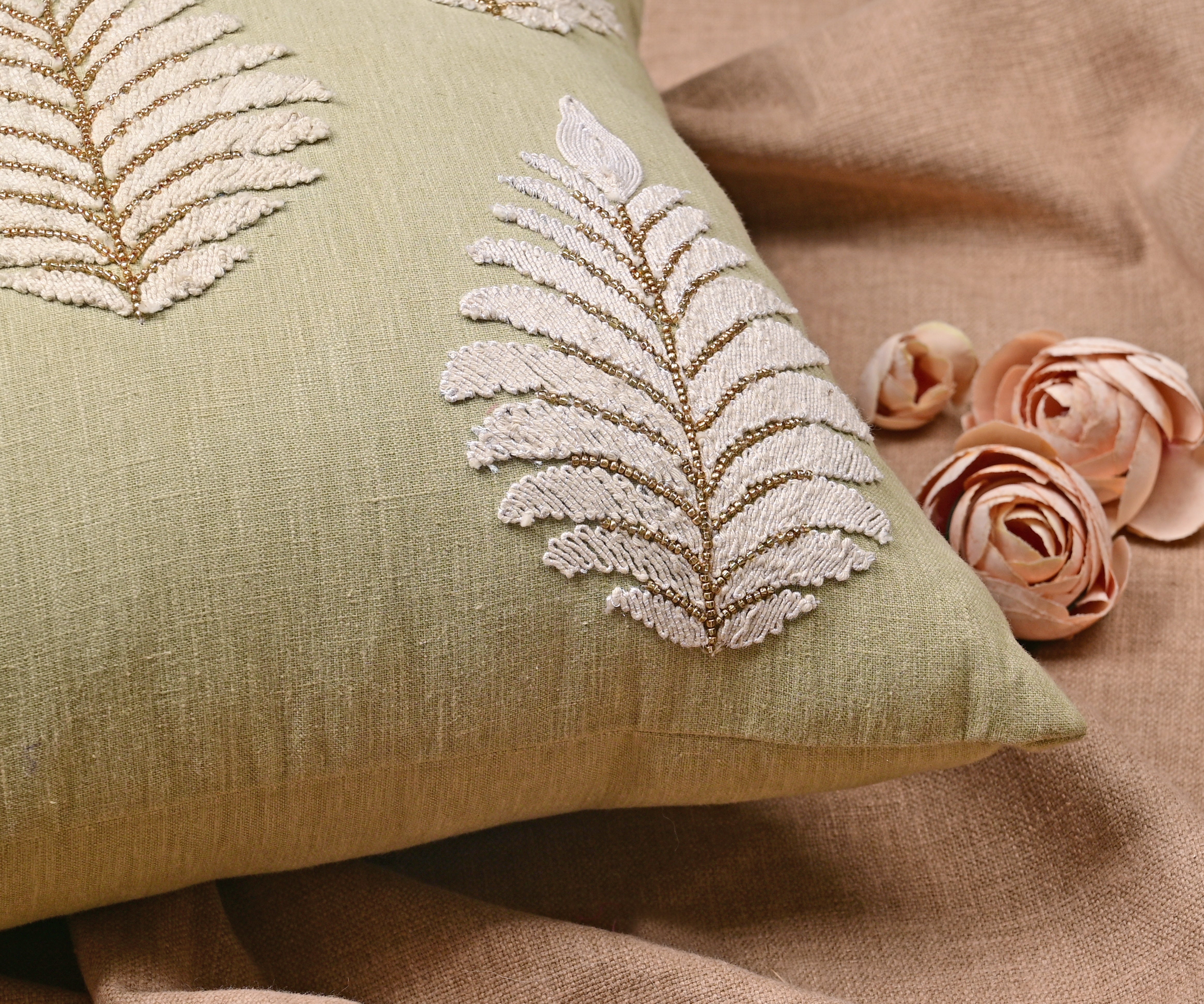 ISABELLA Green Linen Cushion Cover