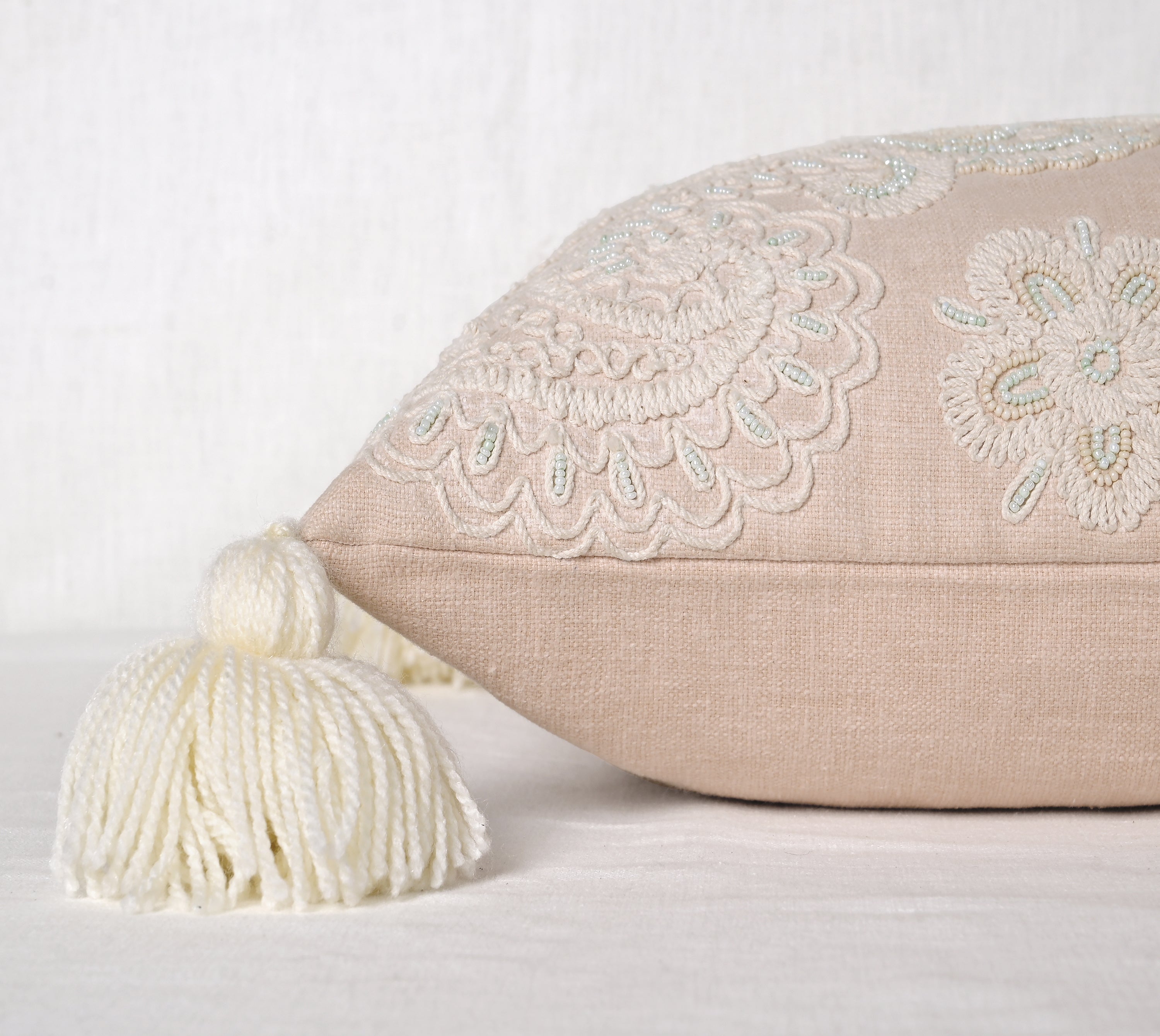 REGENT Peach Cotton Cushion Cover
