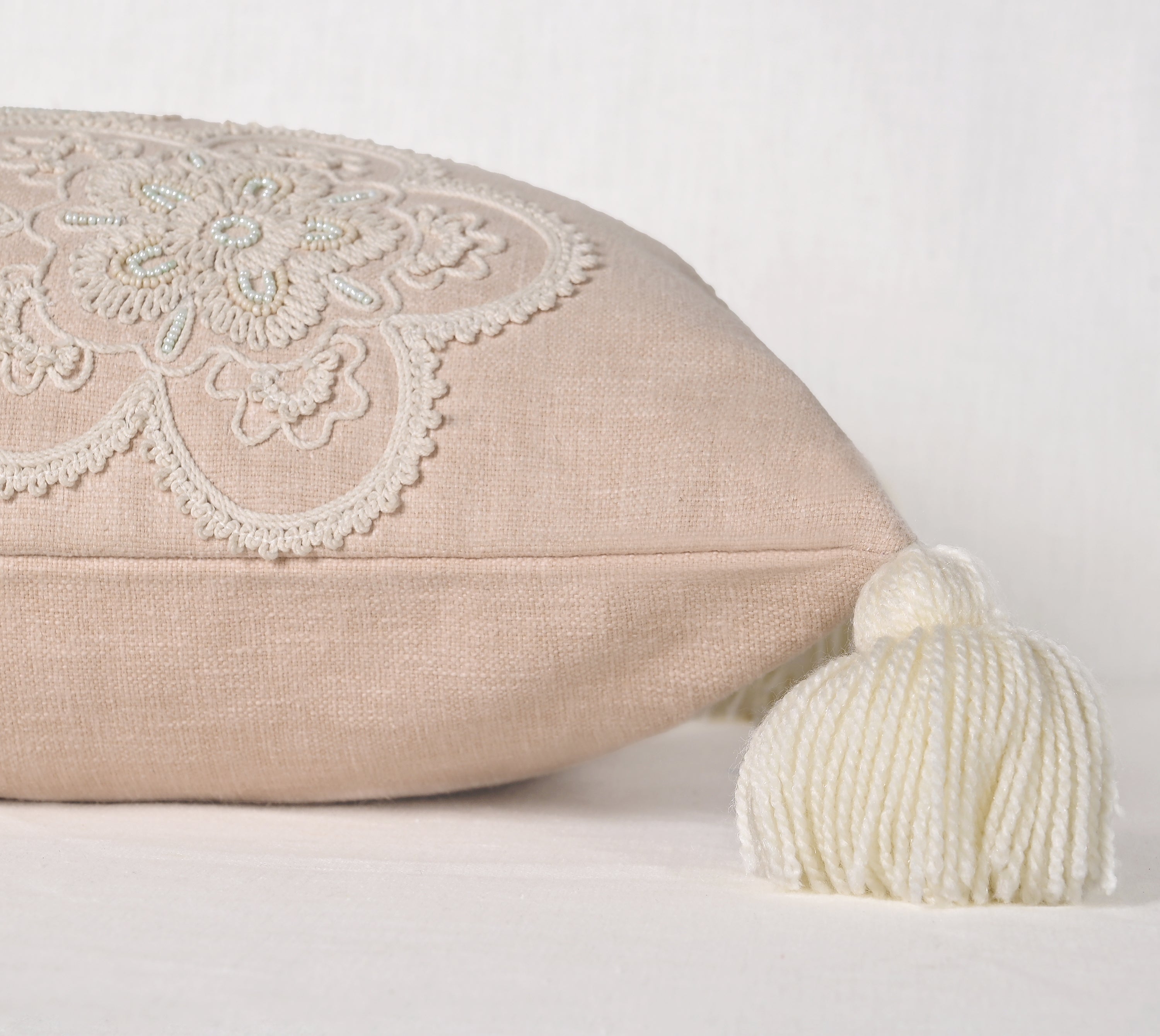 REGENT Peach Cotton Cushion Cover