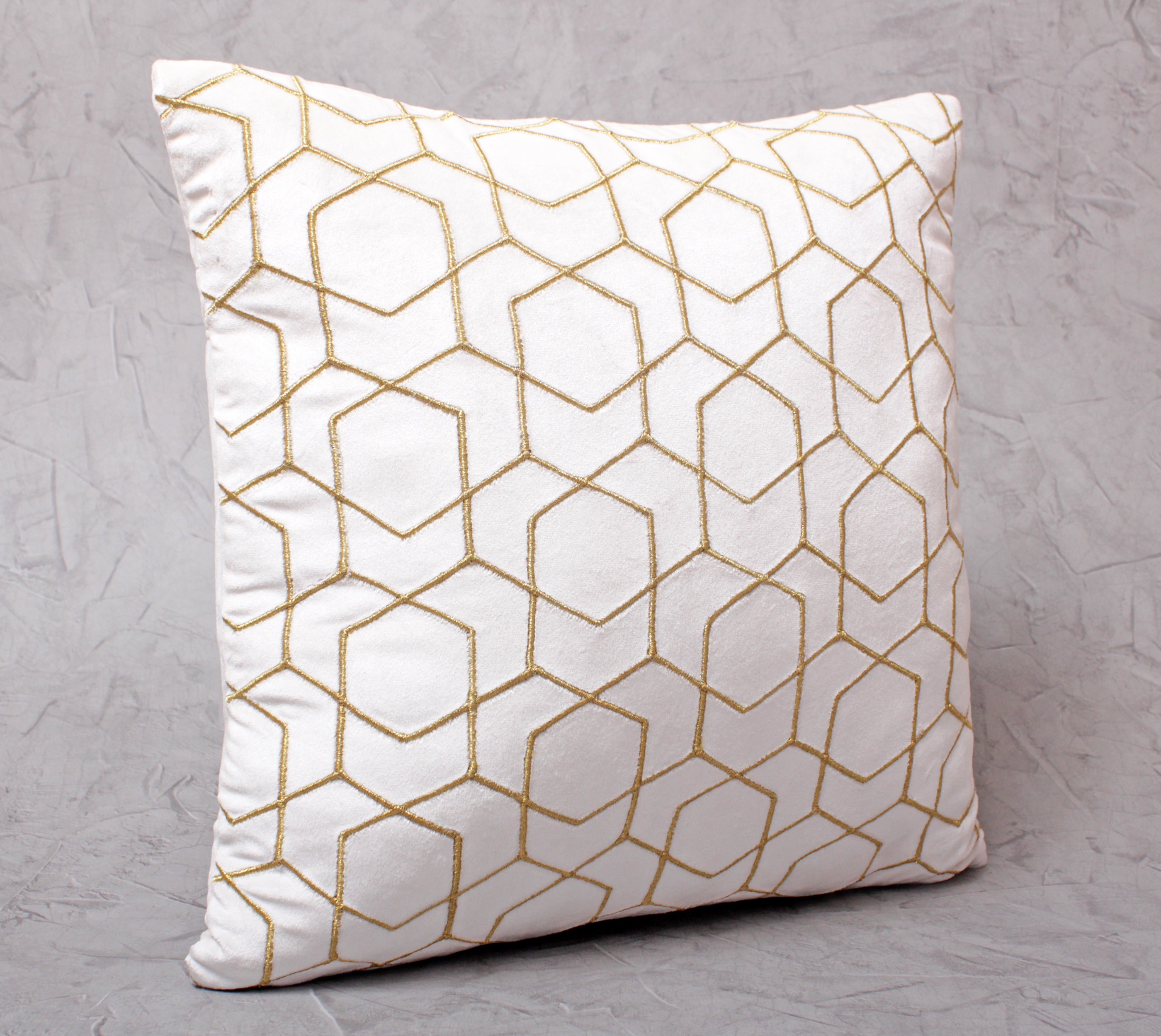 DAPHNE Off white Velvet Cushion Cover