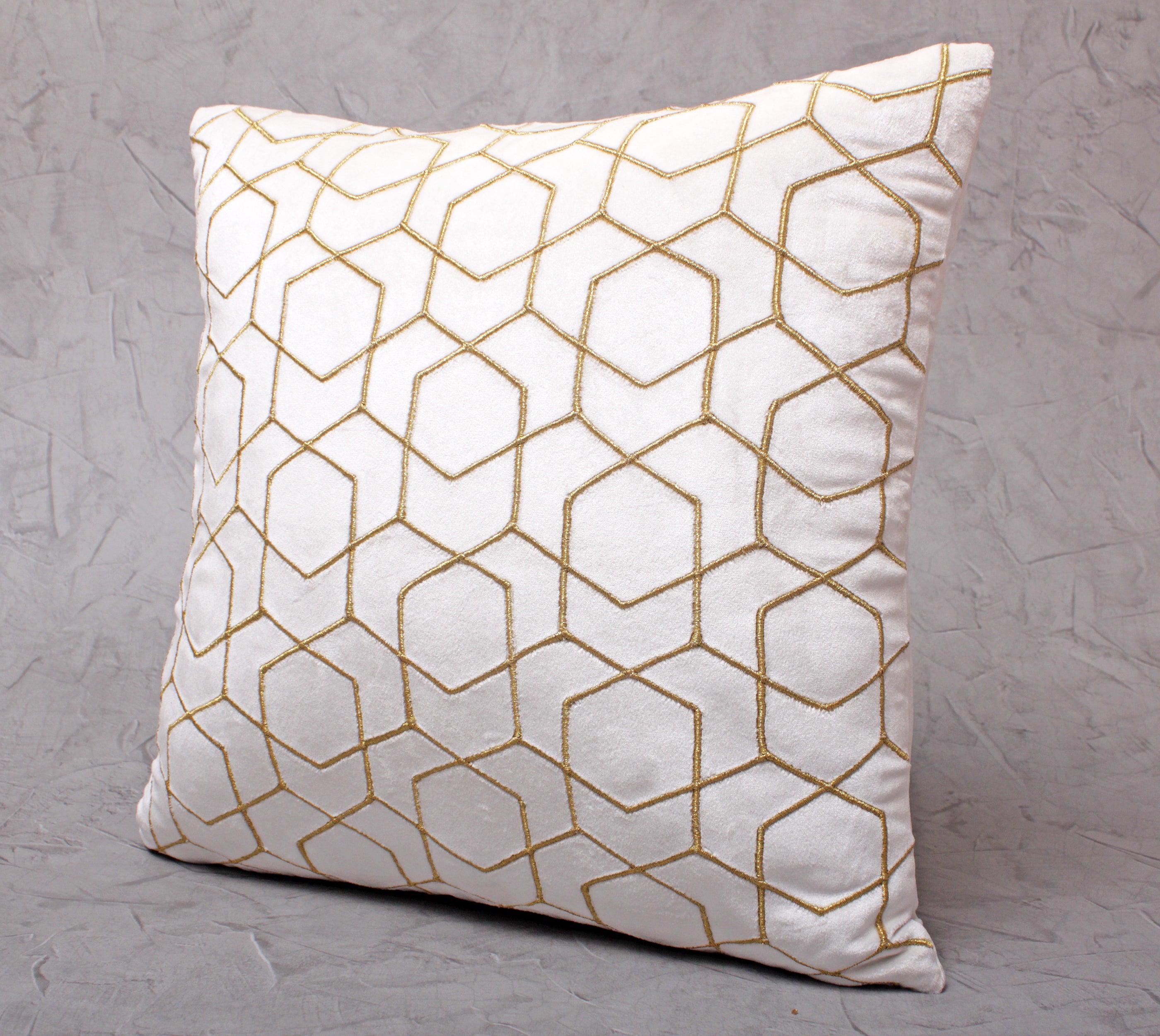 DAPHNE Off white Velvet Cushion Cover