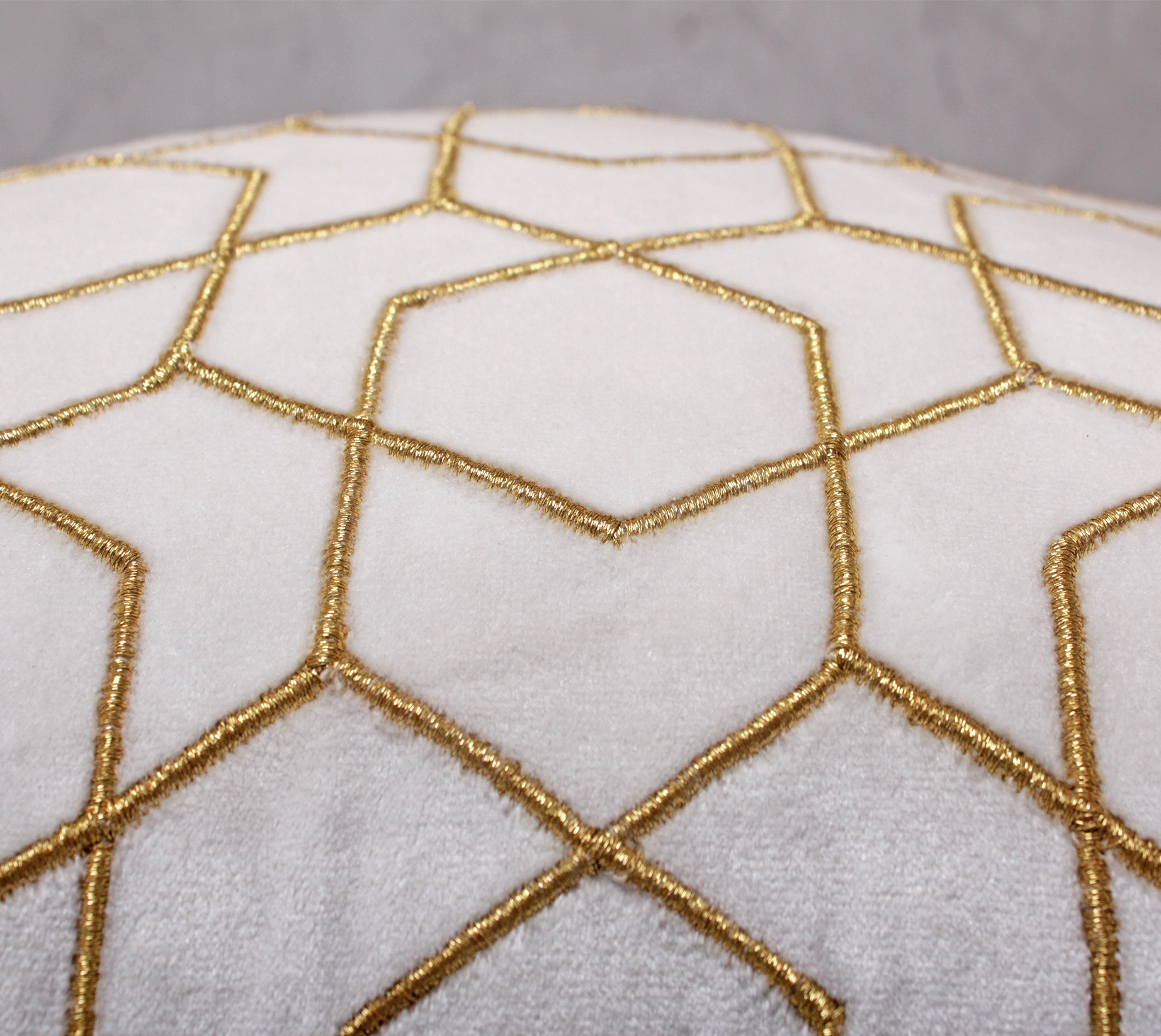 DAPHNE Off white Velvet Cushion Cover
