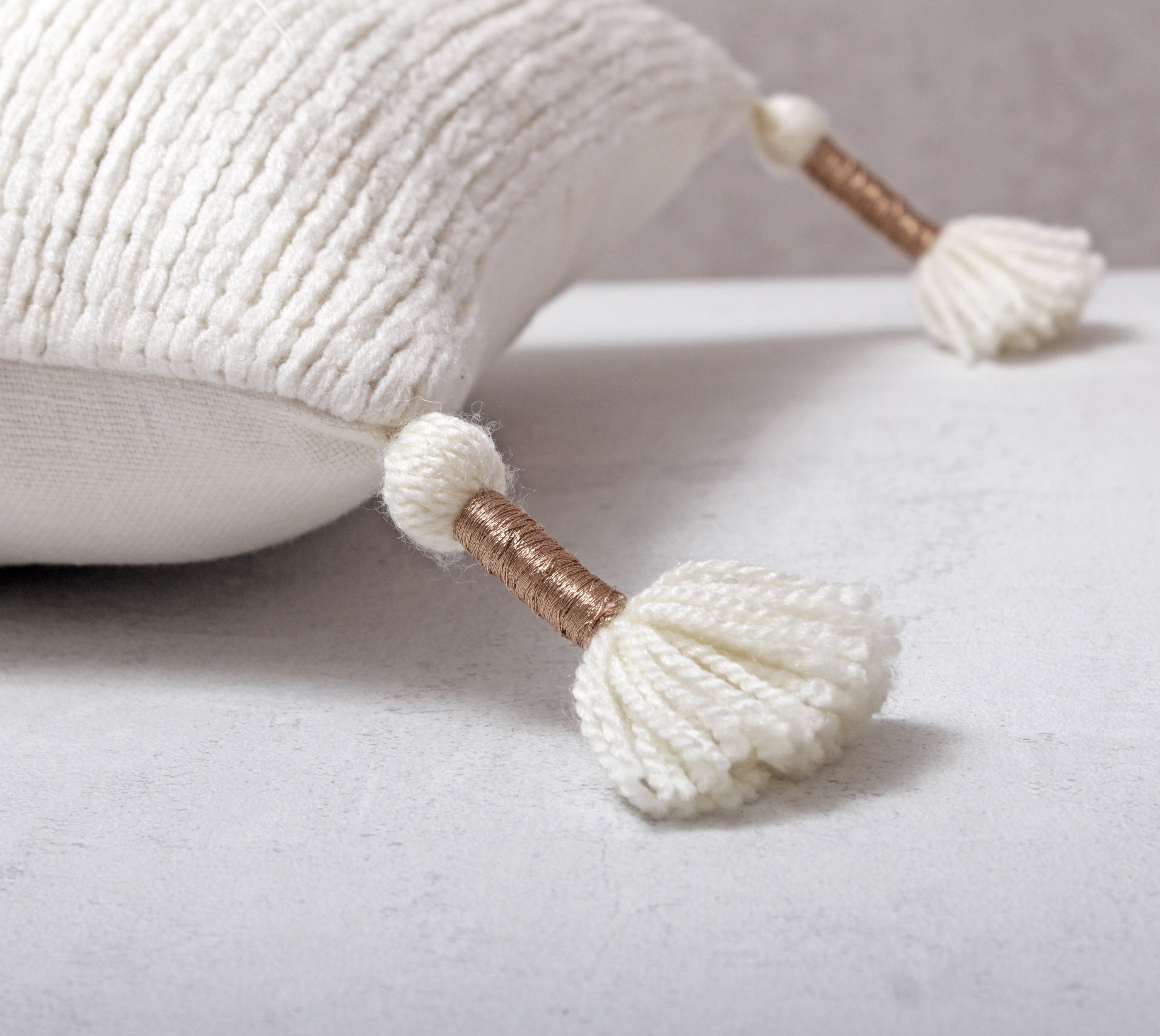 HAZEL Off-white Cotton Cushion Cover