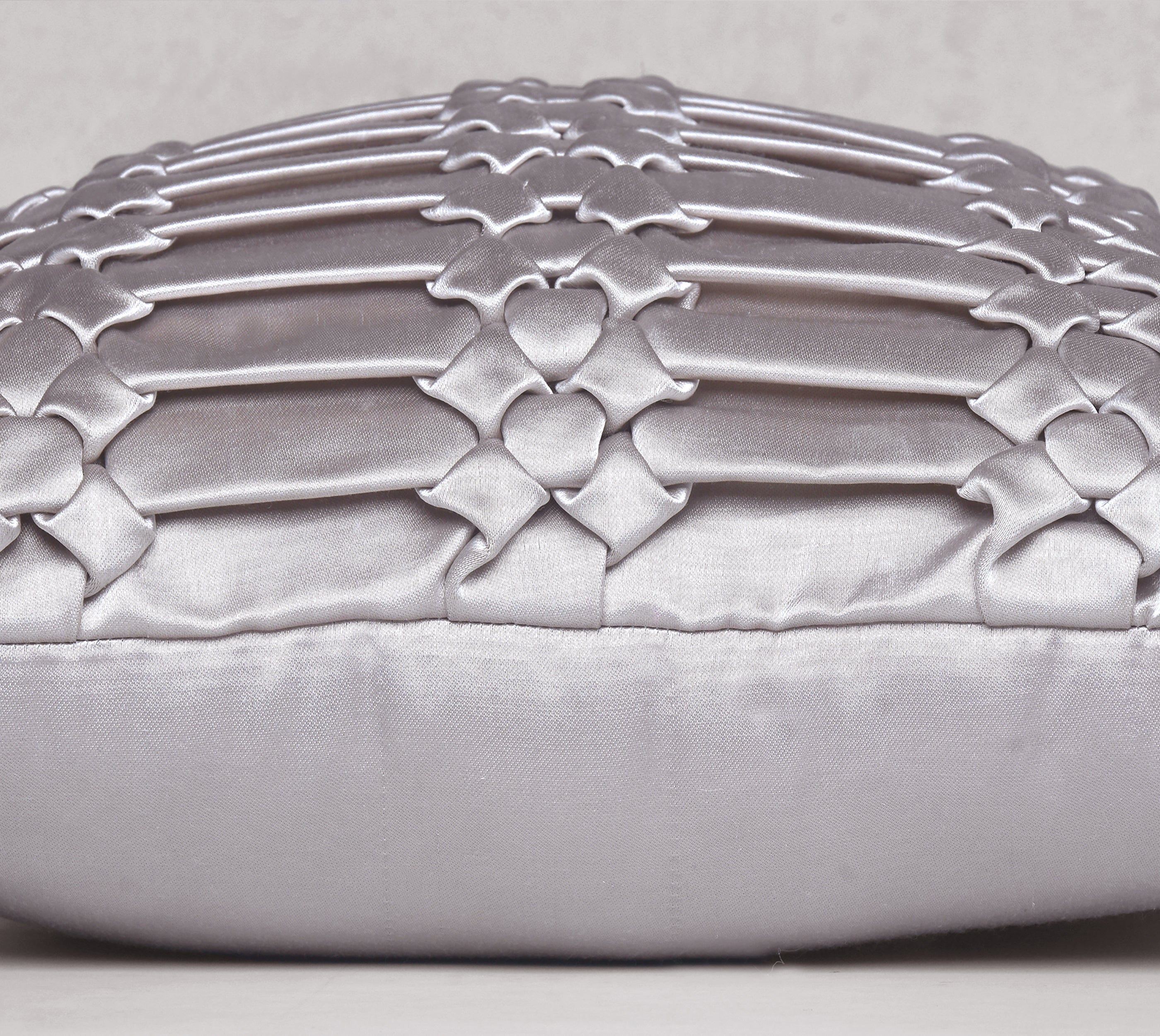 TRINITY Silver Smocking Cushion Cover