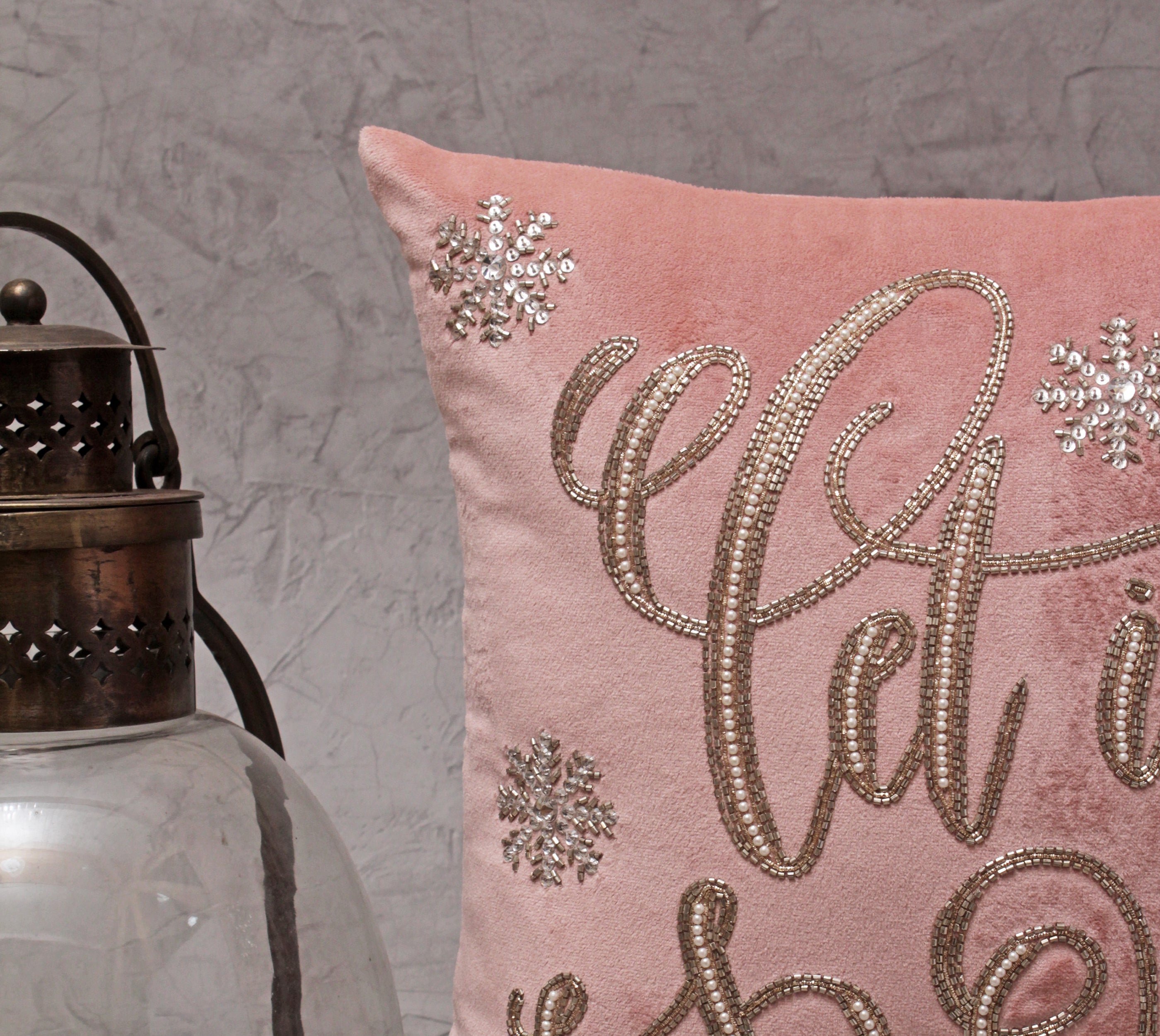 CHRISTMAS Pink Velvet Cushion Cover