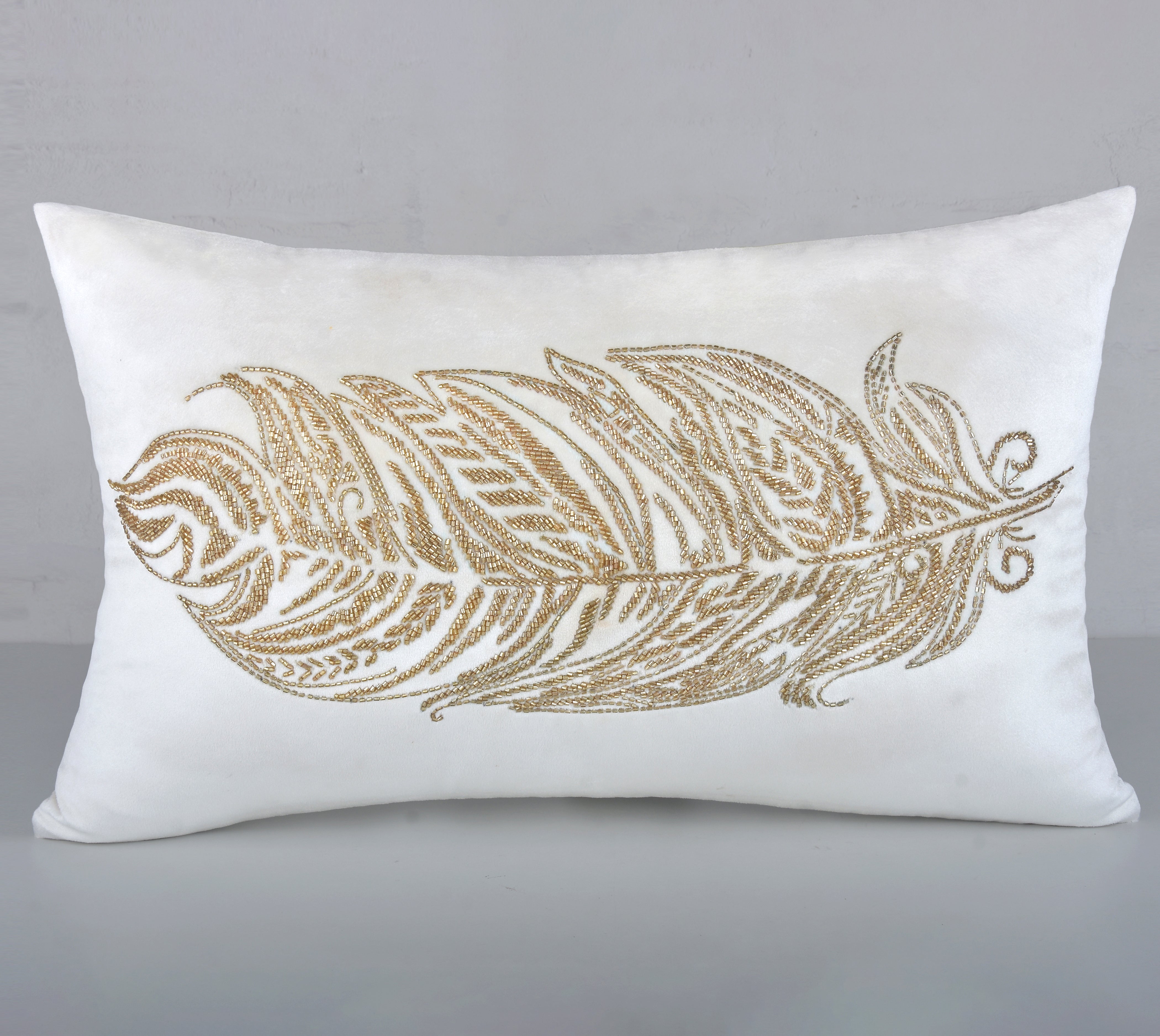 ORION Off white Velvet Cushion Cover