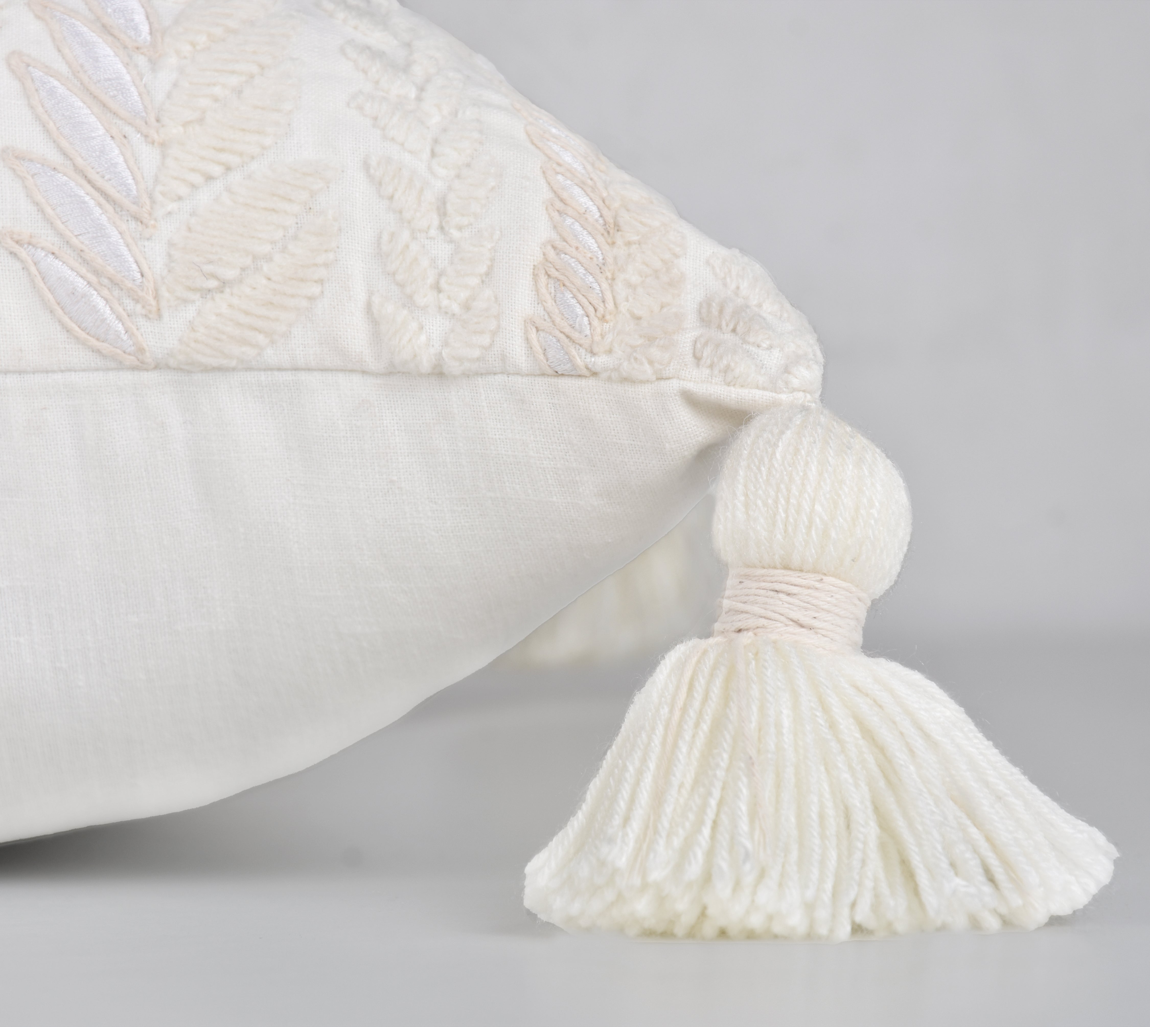 ISABELLA Off white Cotton Cushion Cover