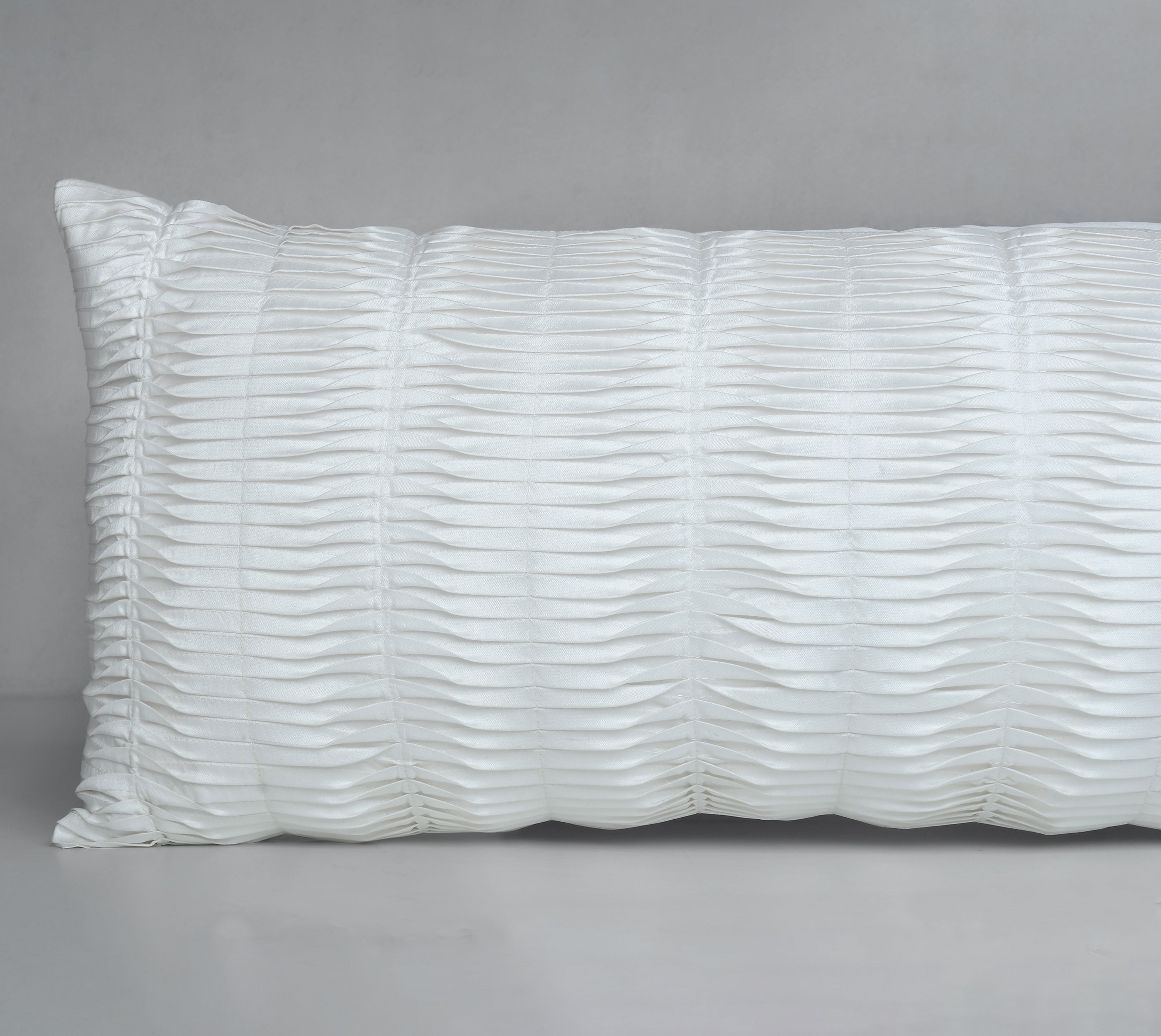 DIVOT White Pleated Cushion Cover