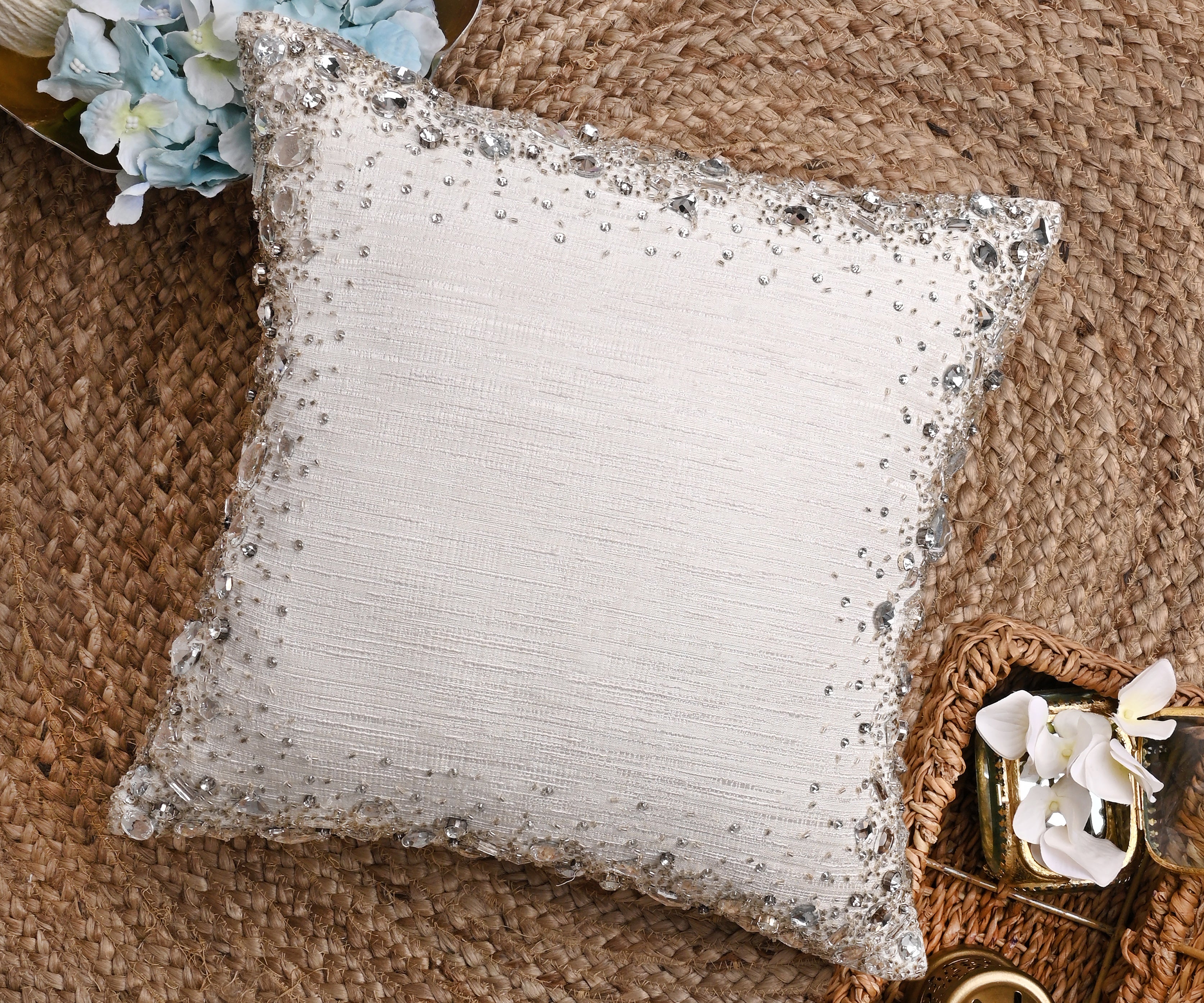 LUMIERE White Bling Cushion Cover