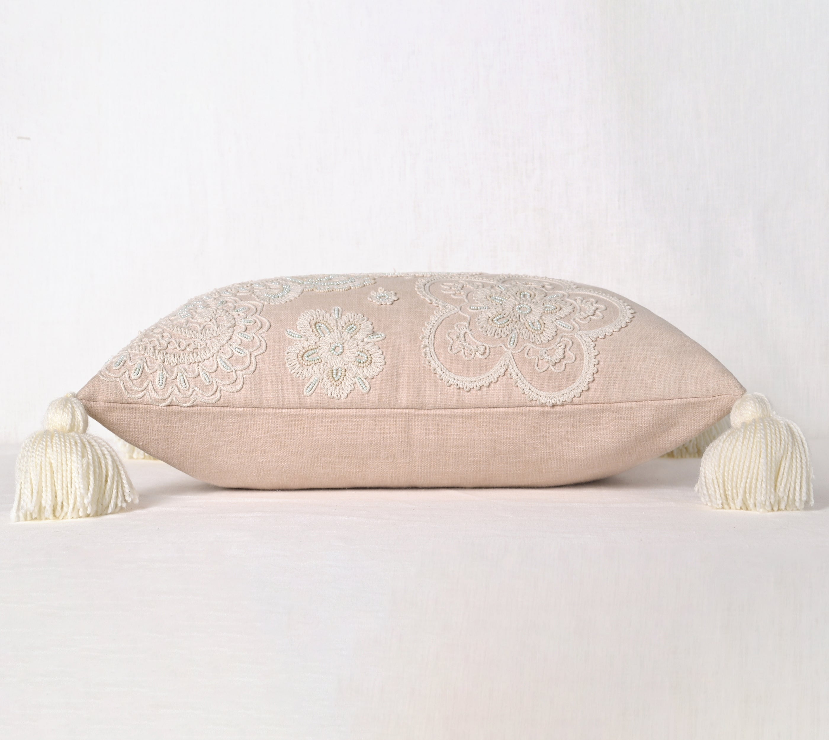 REGENT Peach Cotton Cushion Cover