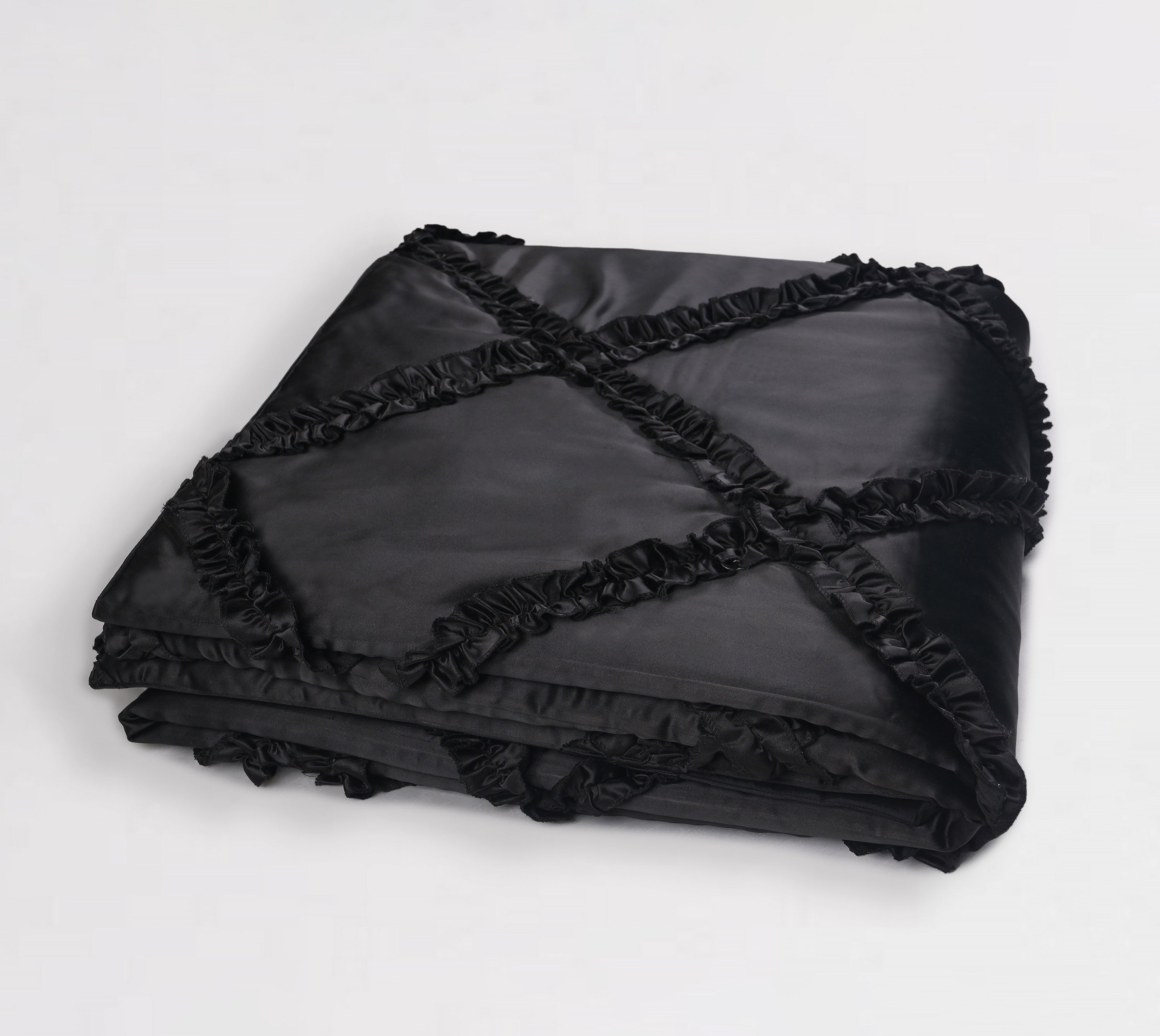 CORDELLIA Black Bed Cover