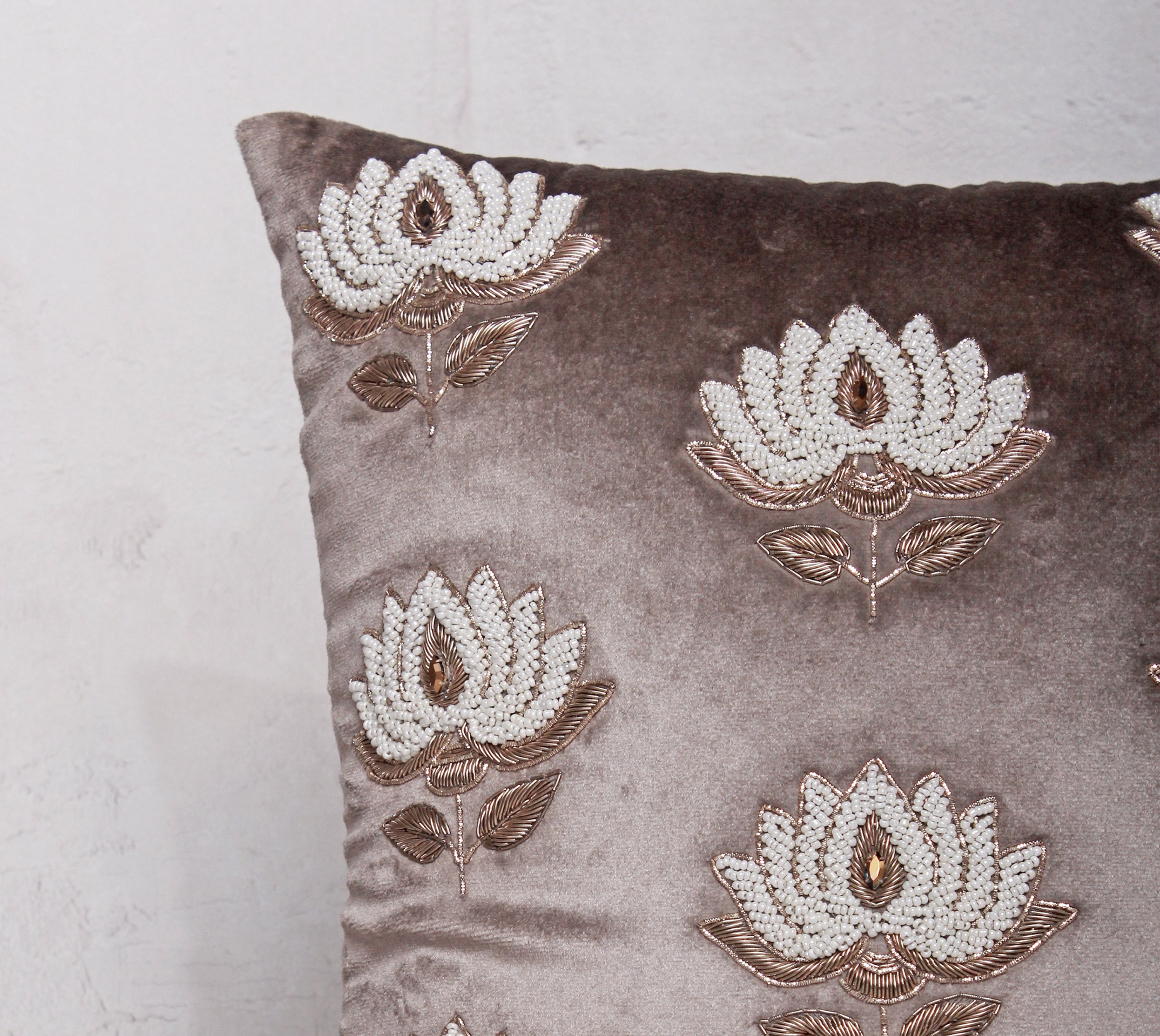 CLAMOR Grey Velvet Cushion Cover