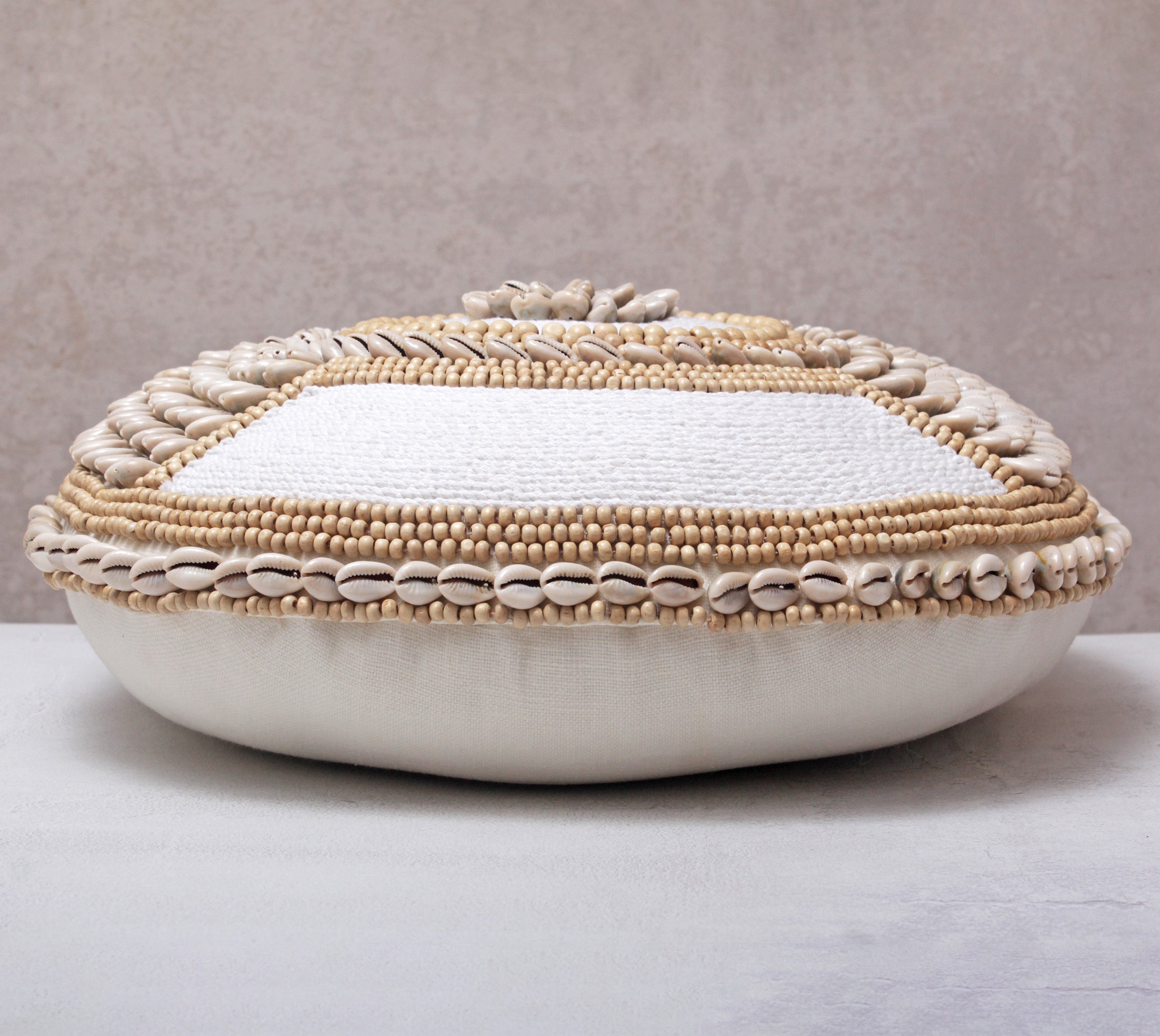 JUNIPER Off-white Cotton Round Cushion Cover